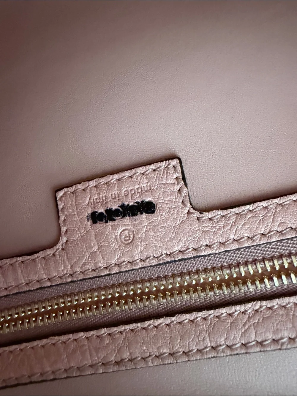 Gucci Pink Snakeskin-Pattern Shoulder Bag